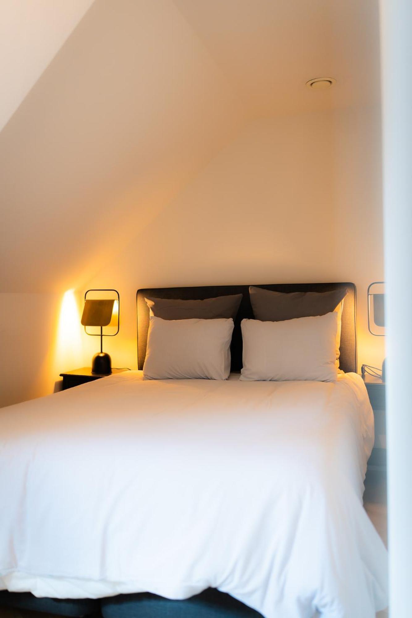 Hotel Grand Place Mons Exterior photo